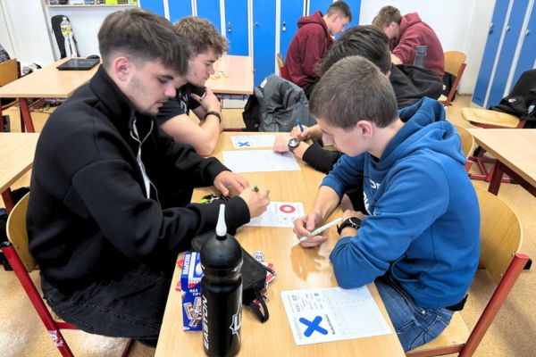 Křížky a kolečka