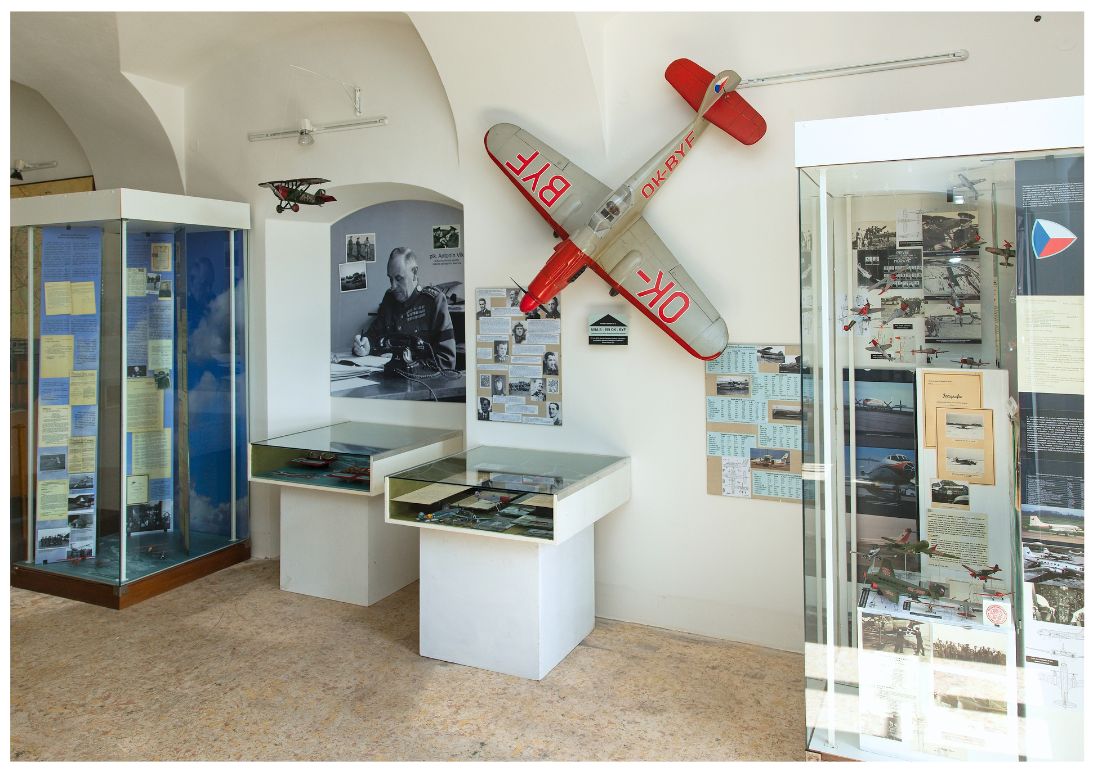 Expozice policejního letectví v Muzeu PČR